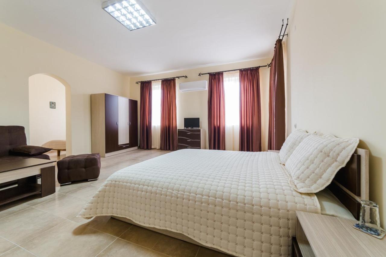 Семеен Хотел Пауталия Kyustendil Room photo